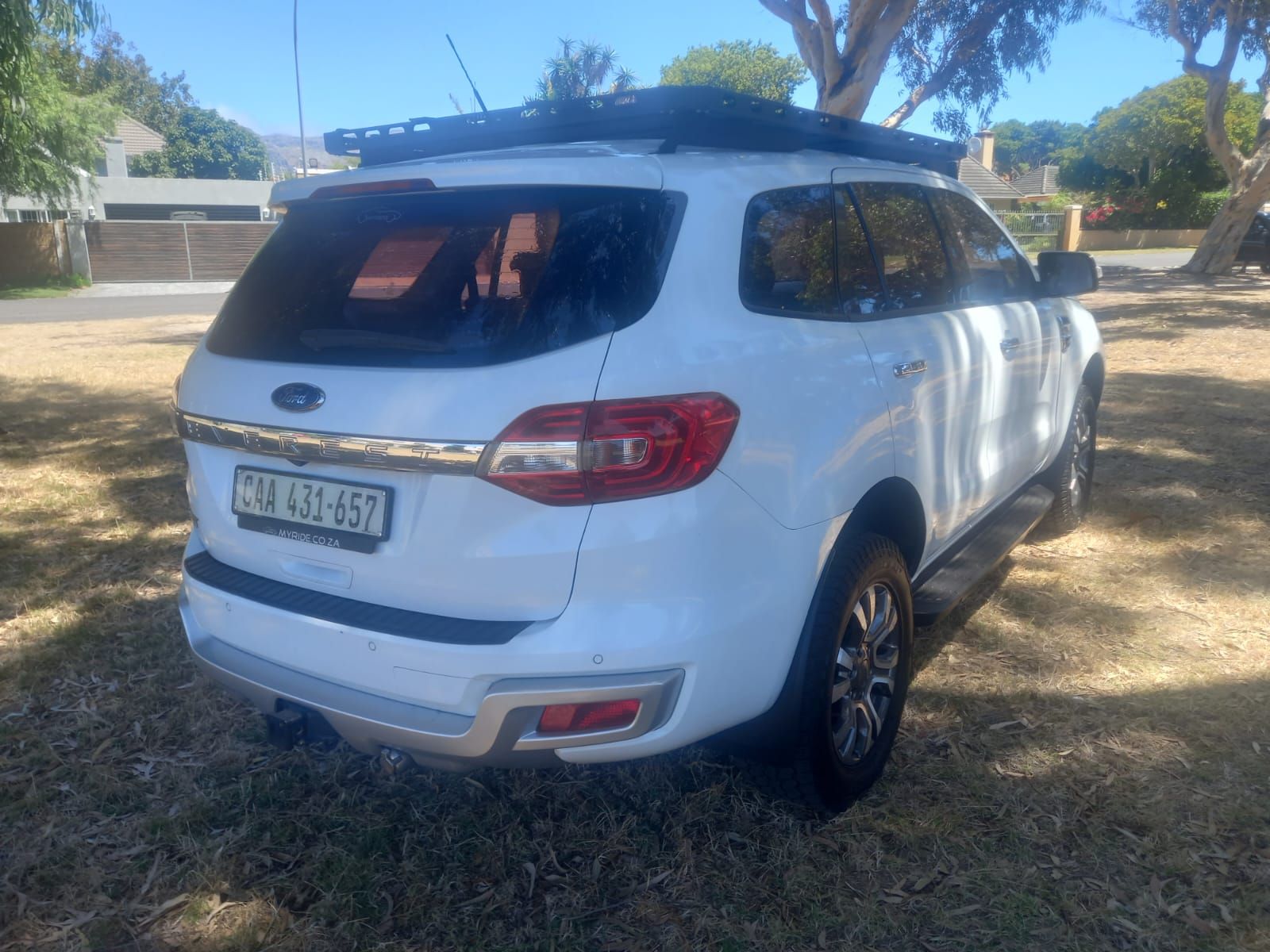 2017 FORD EVEREST EVEREST 2.2 TDCI XLT 6AT 4X2